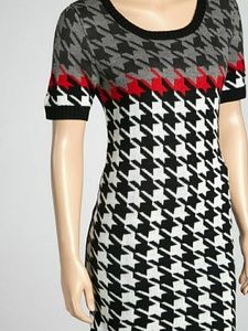 FINAL MARKDOWN. Houndstooth Tunic